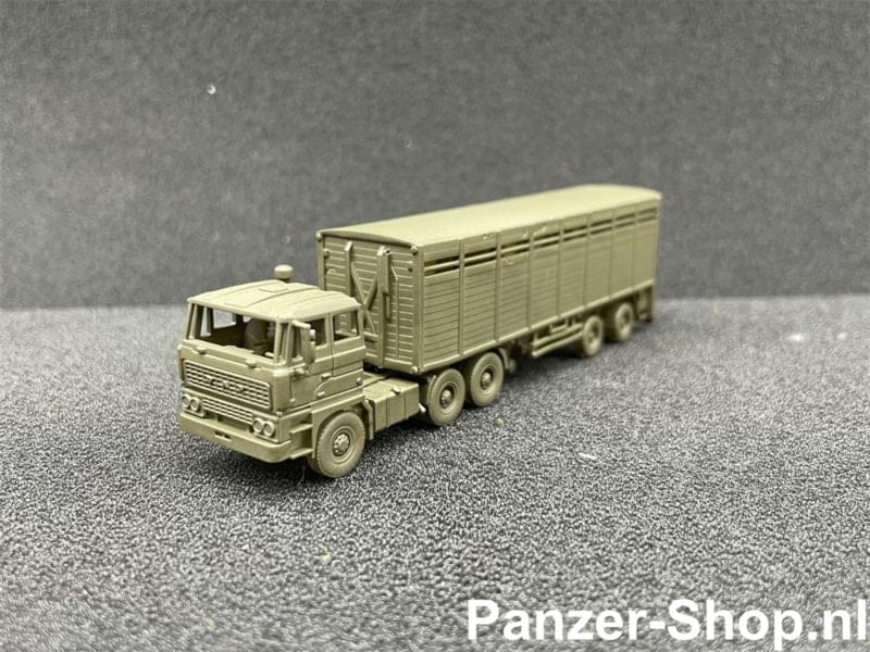 spur (TT) DAF 2800, Zugmaschine & Livestock Auflieger Modell