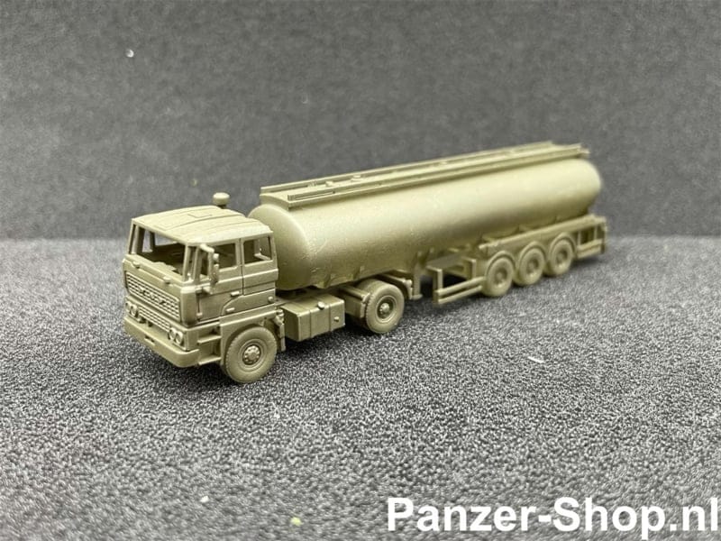 spur (TT) DAF 2800, Zugmaschine & Tanker Auflieger Modell