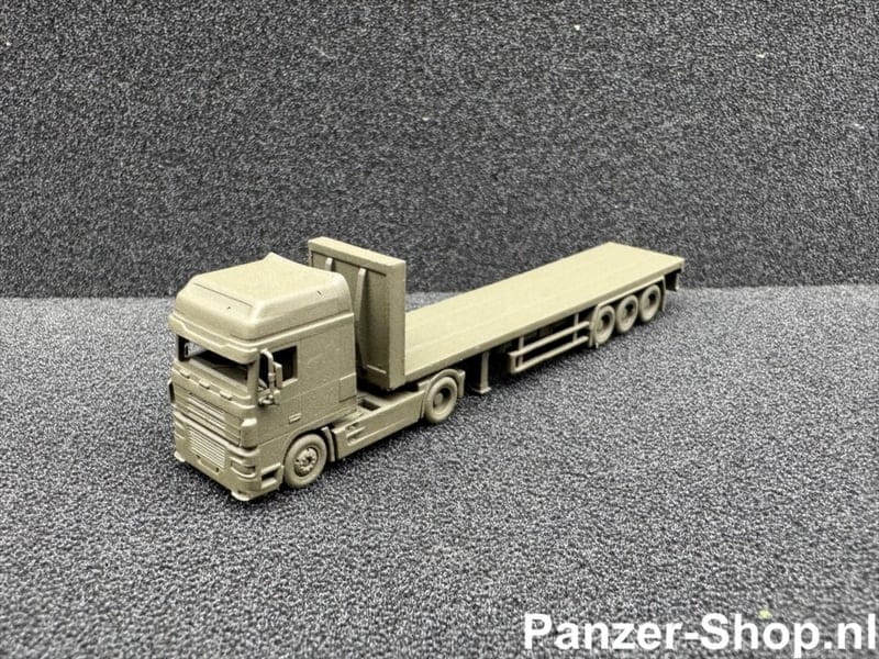 spur (TT) DAF XF-95 Zugmaschine & Flatbed Auflieger Modell