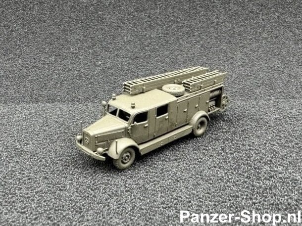spur (TT) Mercedes-Benz L4500 LF25 Löschgruppenfahrzeug Modell