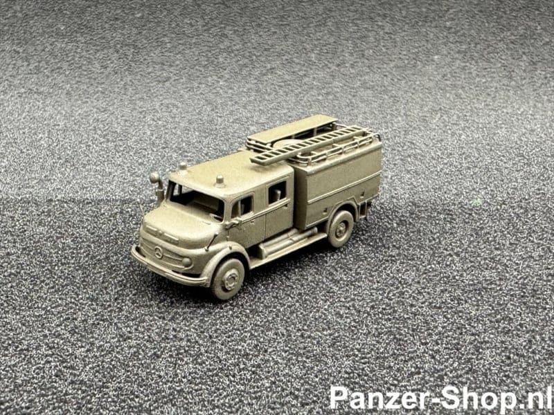 spur (TT) Mercedes-Benz 1113, TLF 16/25 Tanklöschfahrzeug Modell